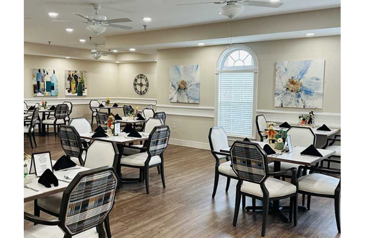 Image of Charter Senior Living of Jefferson City (2)