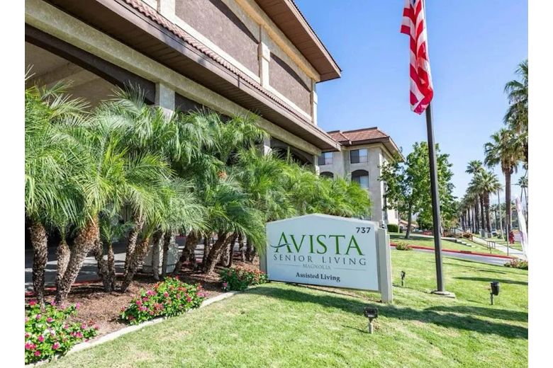 Image of Vista Corona Senior Living (1)