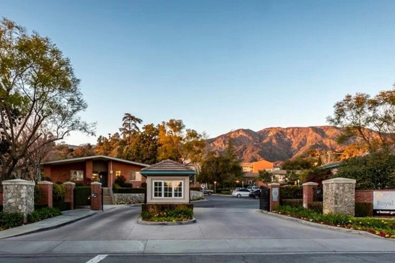 Image of Royal Oaks Manor-Bradbury Oaks (1)