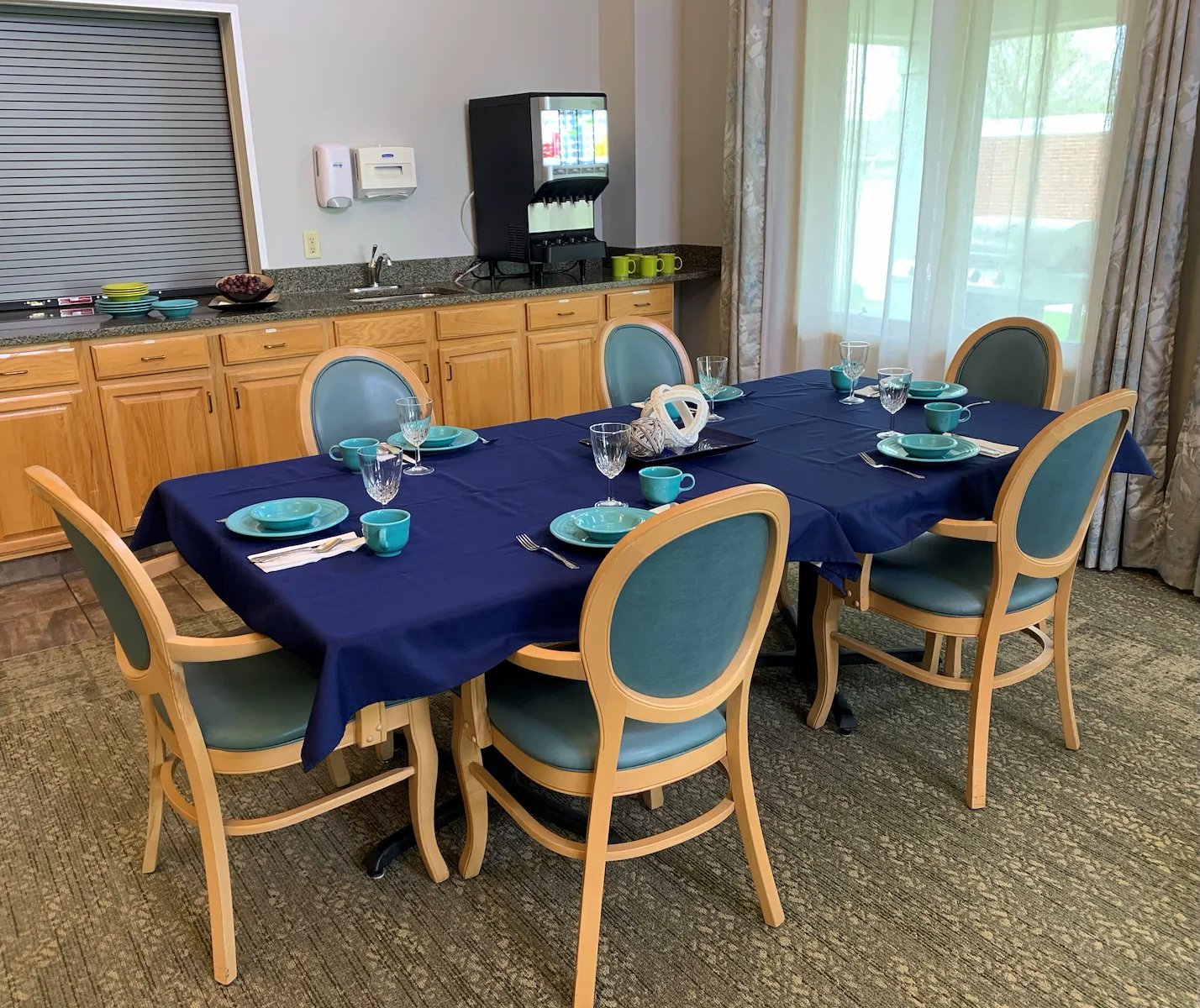 Image of Mills Harbour Assisted Living Lake (3)