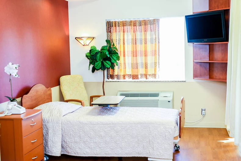 Image of Belle Fountain - Optalis Health & Rehabilitation Center (6)