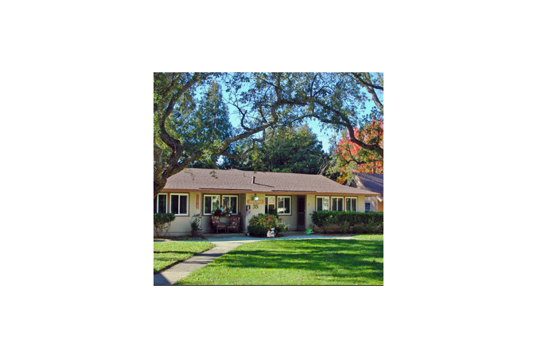 Image of Rohlffs Manor II & III (2)