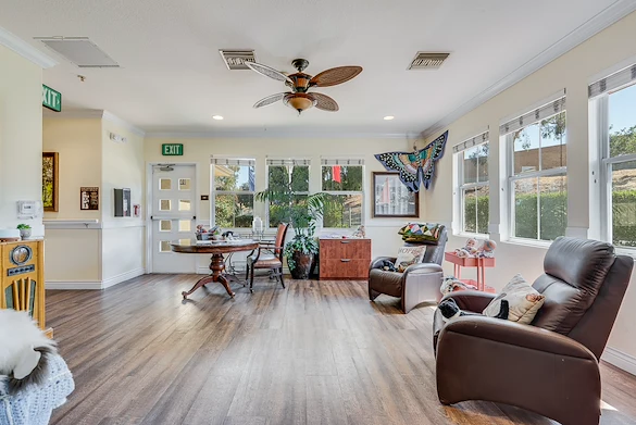 Image of Newport Mesa Senior Living (5)