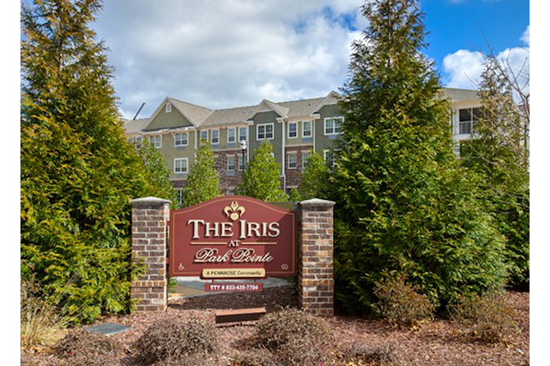 Image of Iris at Park Pointe (2)