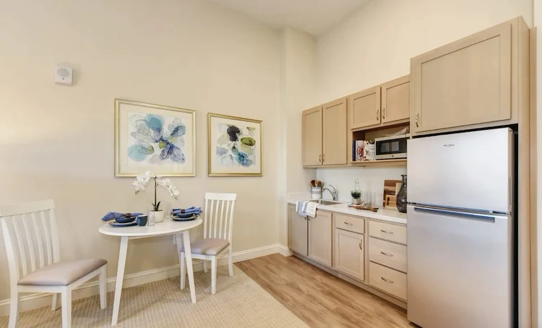 Image of Emerald Valley (8)