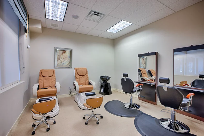 Image of Excellence Senior Living at Semoran (6)