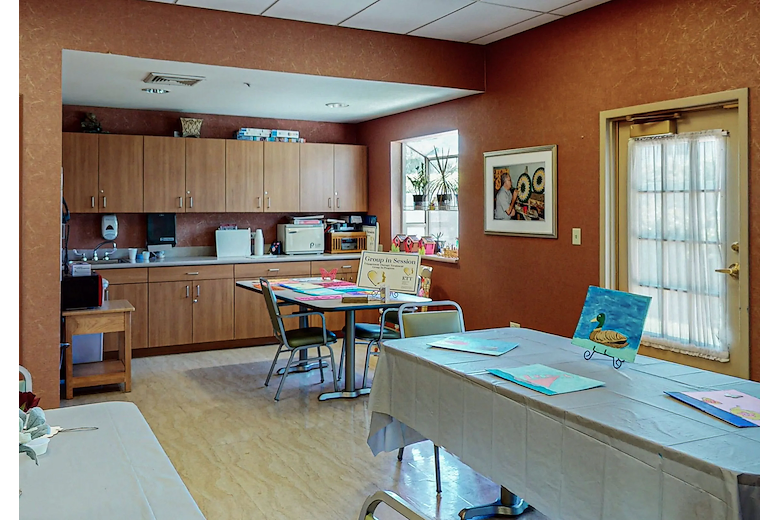 Image of Arden Courts of South Holland (10)
