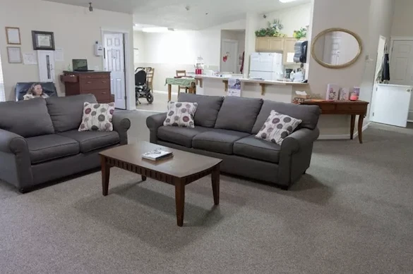 Image of Ashley Manor - Midland 1 (4)