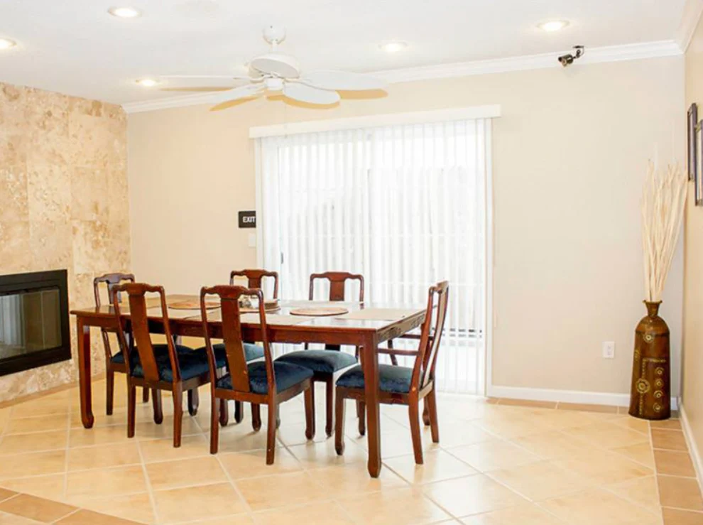 Image of Hampshire Manor (7)