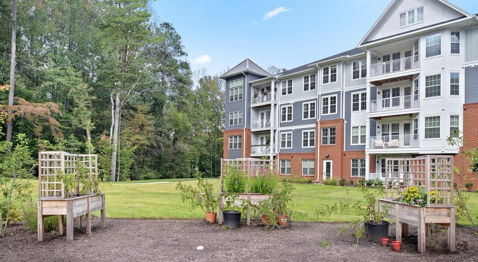Image of Lake Forest at Swift Creek (1)