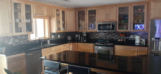 Image of Hummingbird Haven (3)