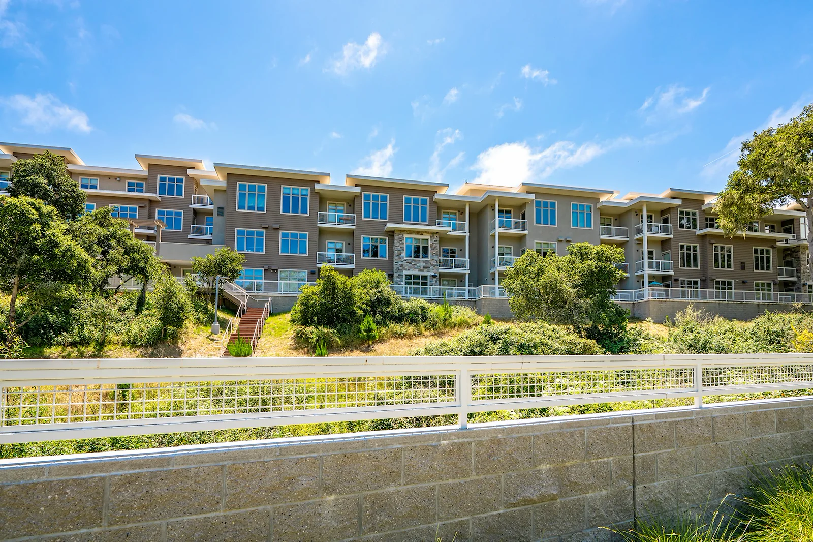 Image of Merrill Gardens at Monterey (2)