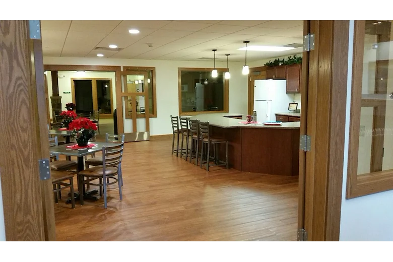Image of Oak Park Place - Menasha (6)