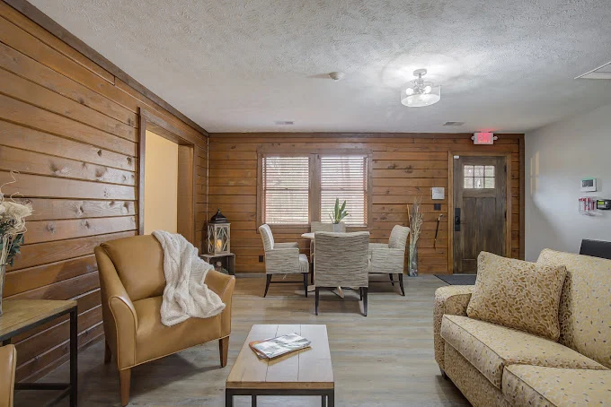 Image of Care Cardinal Belmont (4)