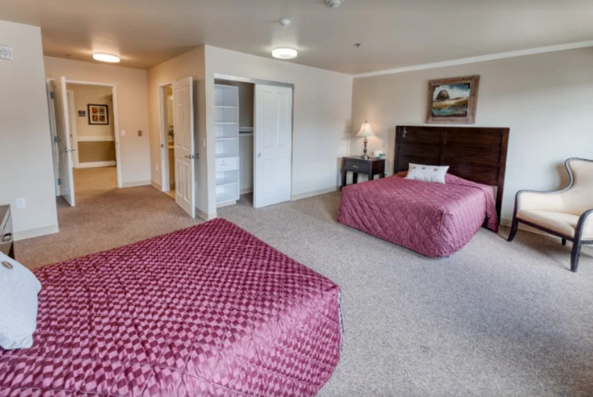 Image of Cedarhurst of Springfield, MO (7)