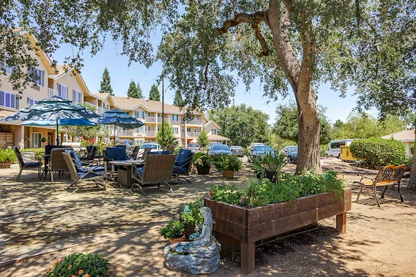 Image of Truewood by Merrill, Roseville (2)