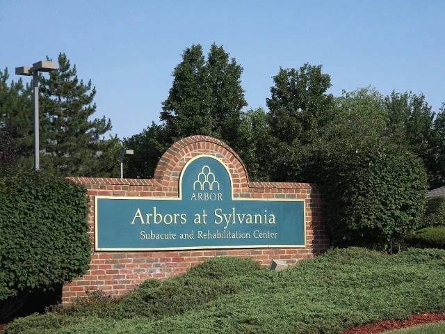 Image of Arbors at Sylvania (8)