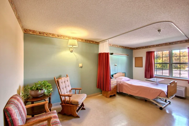 Image of Wildwood Healthcare Center (4)