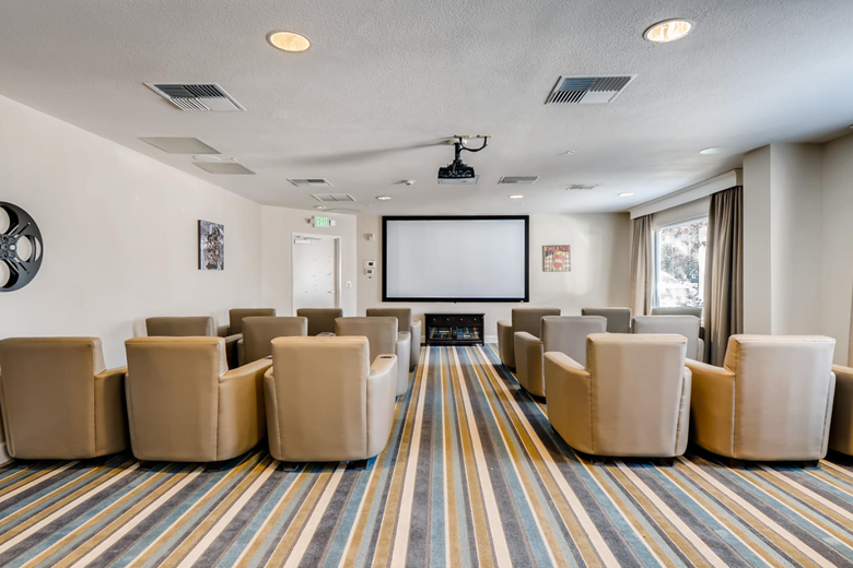 Image of Vancouver Pointe (6)