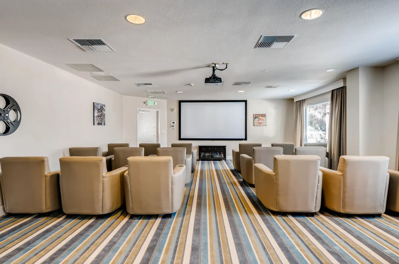 Image of Vancouver Pointe (6)