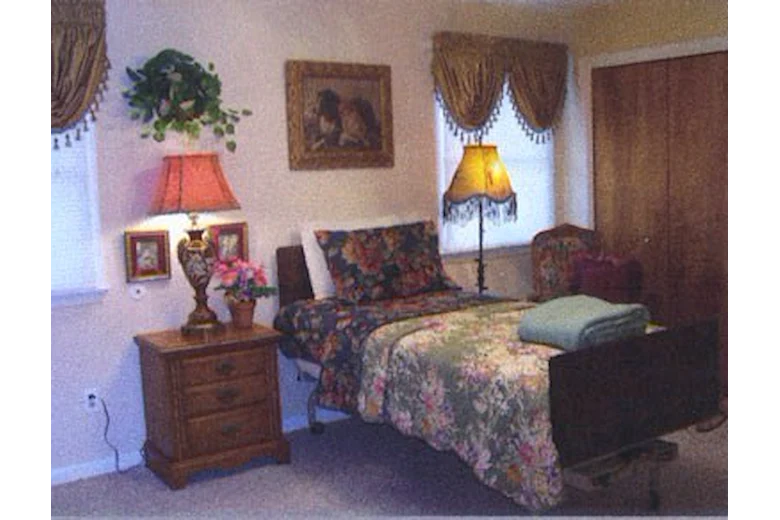 Image of Birchwood Manor (2)