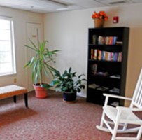 Image of Mabel Meshack White Manor (3)