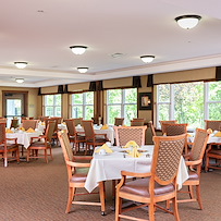 Dining area at Kingsley Shores 