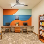 Image of Lakeside Manor (3)