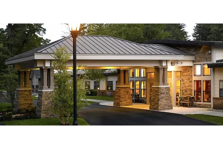 Image of Peregrine Senior Living at Guilderland (1)