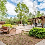 Image of Woodburn Home (10)