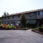 Image of Pinewood Manor (2)