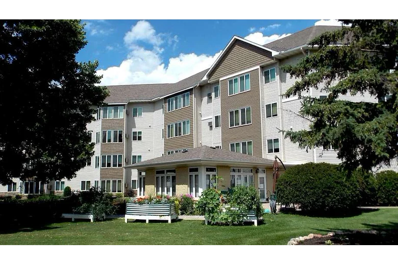 Image of Blaine Courts (1)