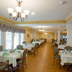 Image of Ecumen Lakeview Commons (3)