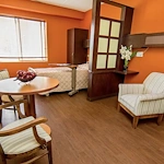 Image of The Pearl Of Hillside (3)