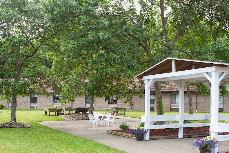 Image of Sistersville Center (1)