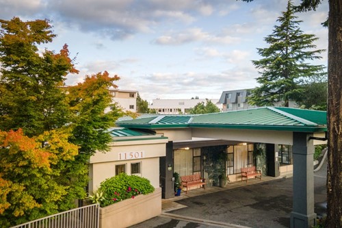 Image of Highlander Apartments (1)