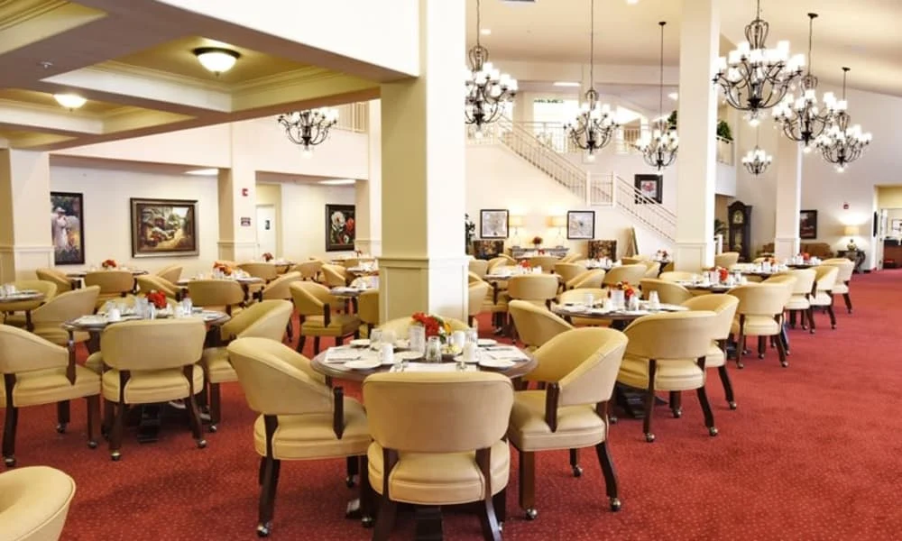 Stoneridge Gracious Retirement Living Hawthorn Senior Independent Living in Cary, North Carolina dining room