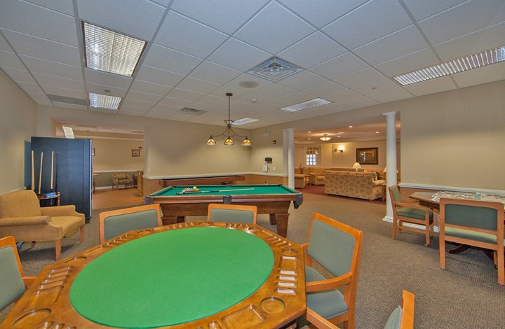 Image of Charter Senior Living of Pekin (3)