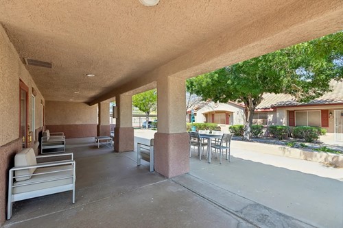 Image of Henderson Manor (4)