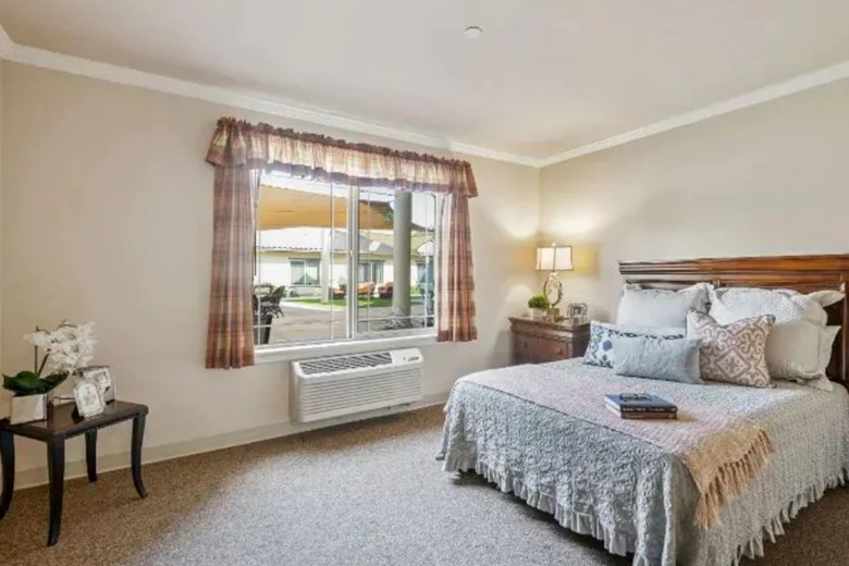 Image of Caleo Bay Senior Living (3)
