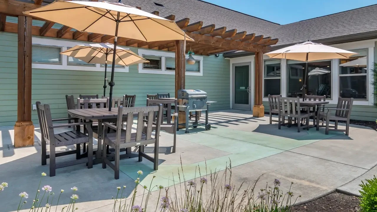 Image of Tiffany Springs Rehabilitation & Health Care Center (2)