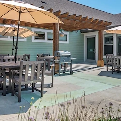 Image of Tiffany Springs Rehabilitation & Health Care Center (2)