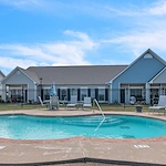 Image of Lake Jackson Manor (2)