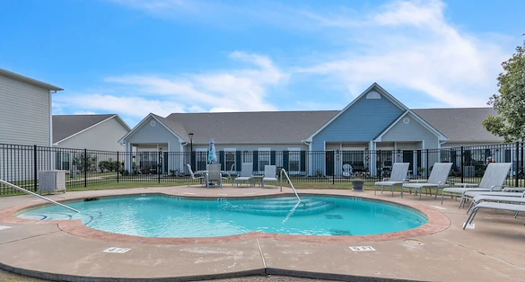 Image of Lake Jackson Manor (2)