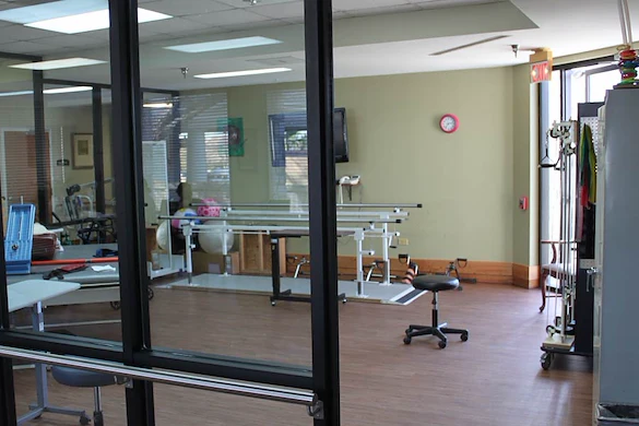 Image of Golden Estates Rehabilitation Center (3)