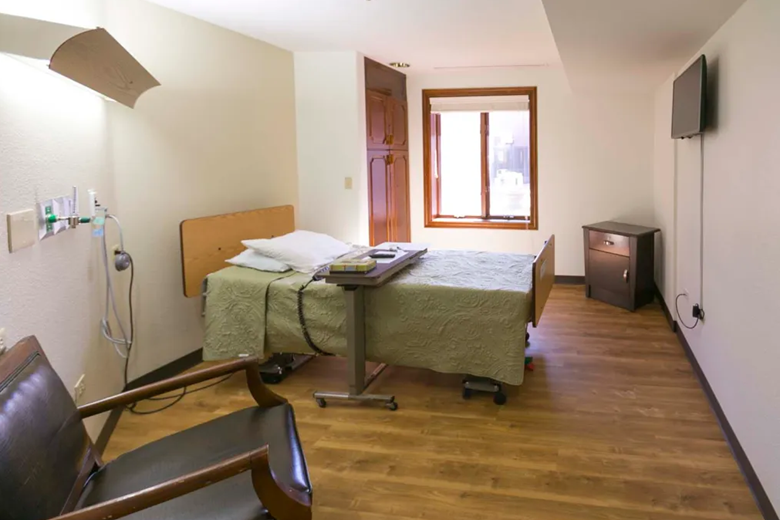 Image of Gateway Transitional Care Center (5)
