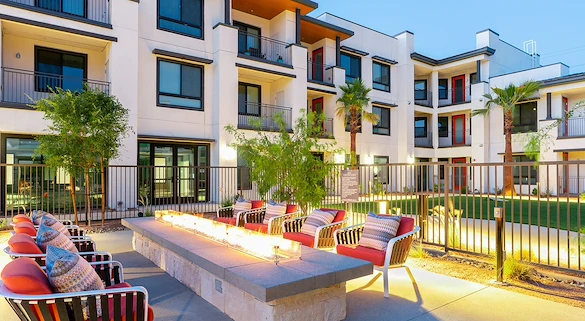 Image of Everleigh Palm Desert (9)