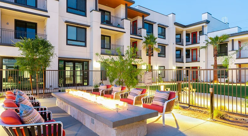 Image of Everleigh Palm Desert (9)