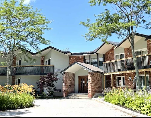 Image of Vista Senior Living (1)