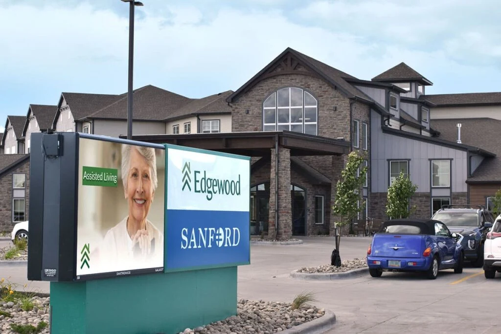 Image of Edgewood Grand Forks (1)